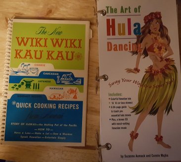 The New Wiki Wiki Kau Kau ANTIQUE Spiral Bound Hawaiian Cookbook PLUS BONUS