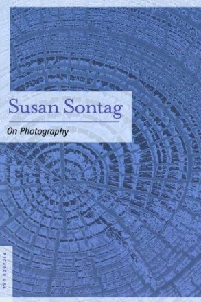 On Photography by Susan Sontag - Paperback Nonfiction